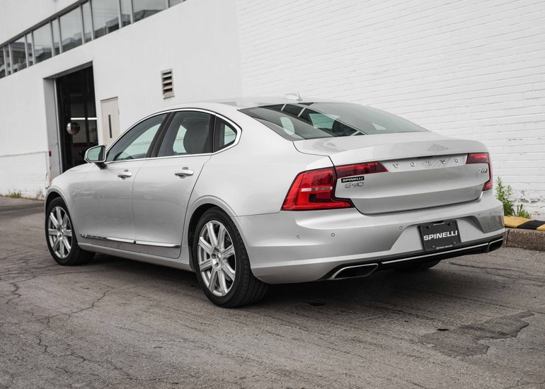 2017 Volvo S90