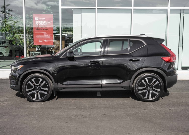 2022 Volvo XC40