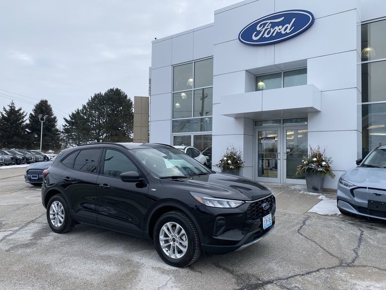 2025 Ford Escape