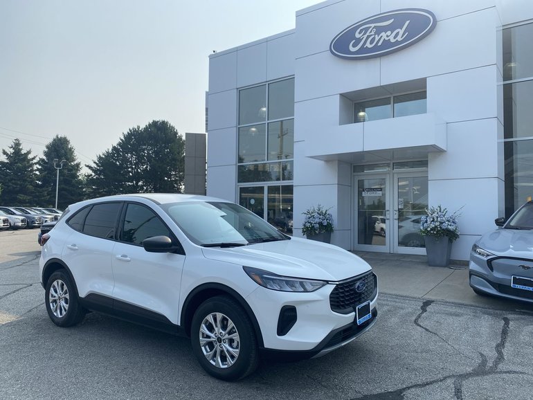 2025 Ford Escape