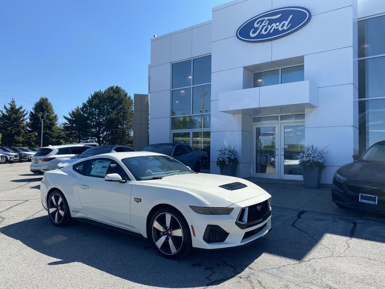 2025 Ford Mustang Fastback