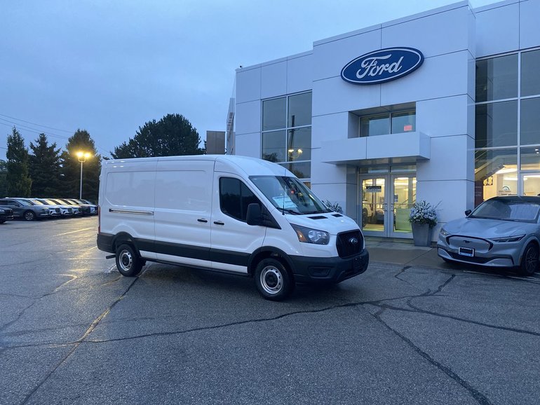 2025 Ford Transit T250