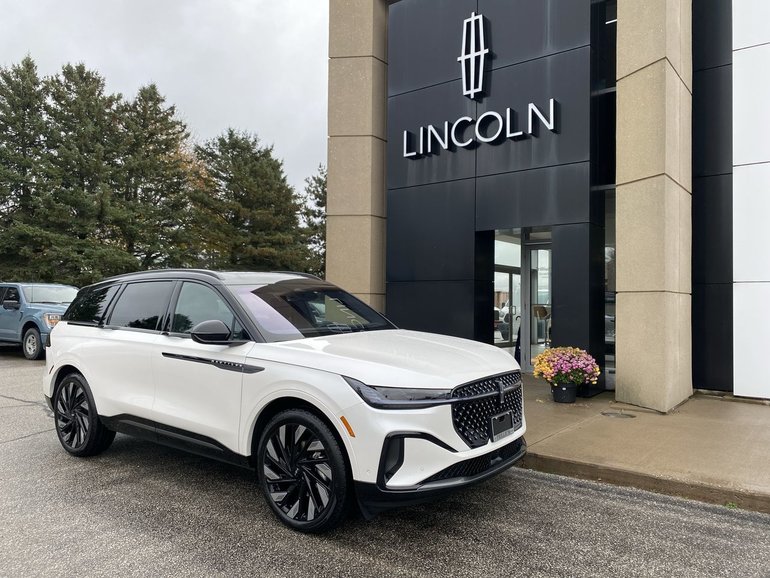 2024 Lincoln NAUTILUS HYBRID