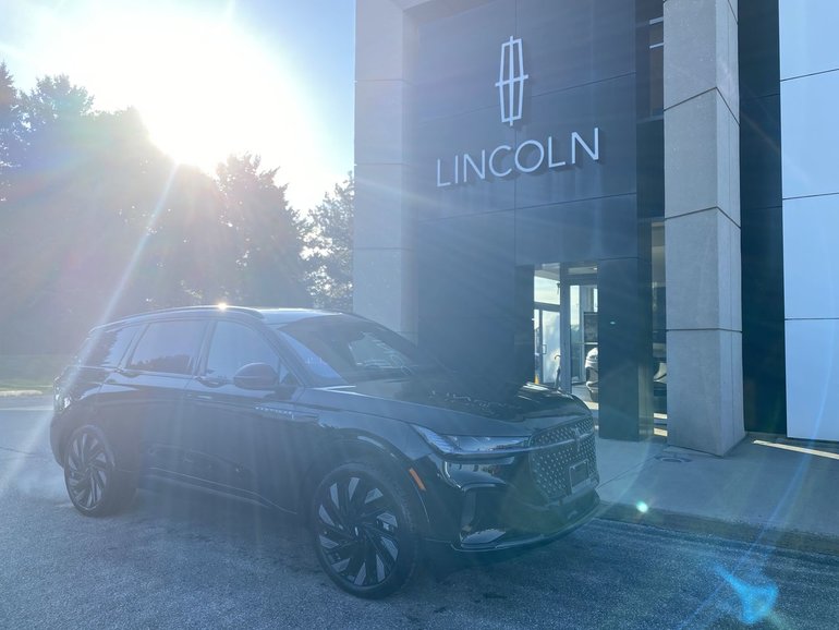 2025 Lincoln Nautilus Hybrid