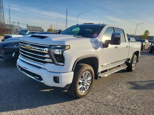 2024 Chevrolet Silverado 2500HD 4WD Crew Cab Long Box High Country