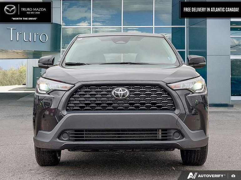 2025 Toyota COROLLA CROSS LE