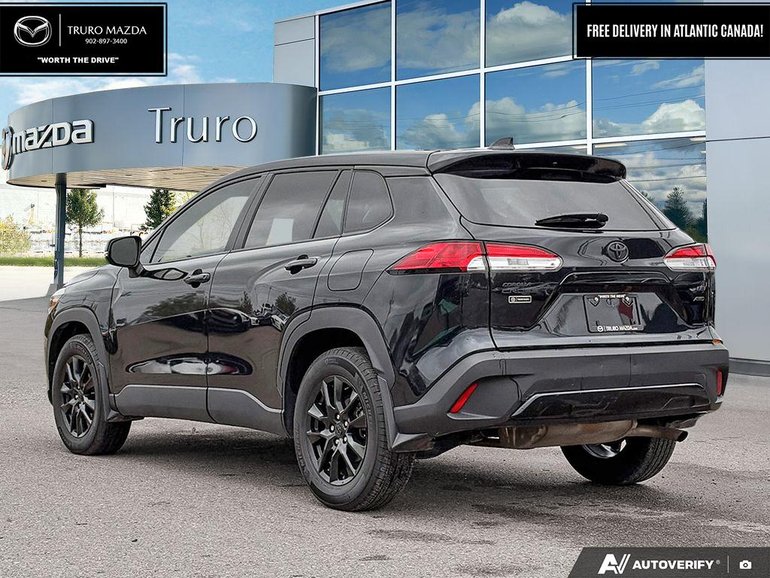 2025 Toyota COROLLA CROSS LE