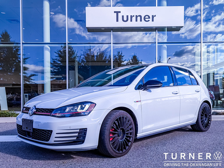 2017 Volkswagen Golf GTI PERFORMANCE