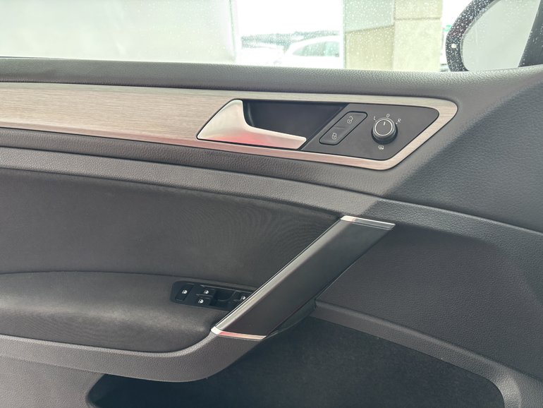 2017 Volkswagen Golf