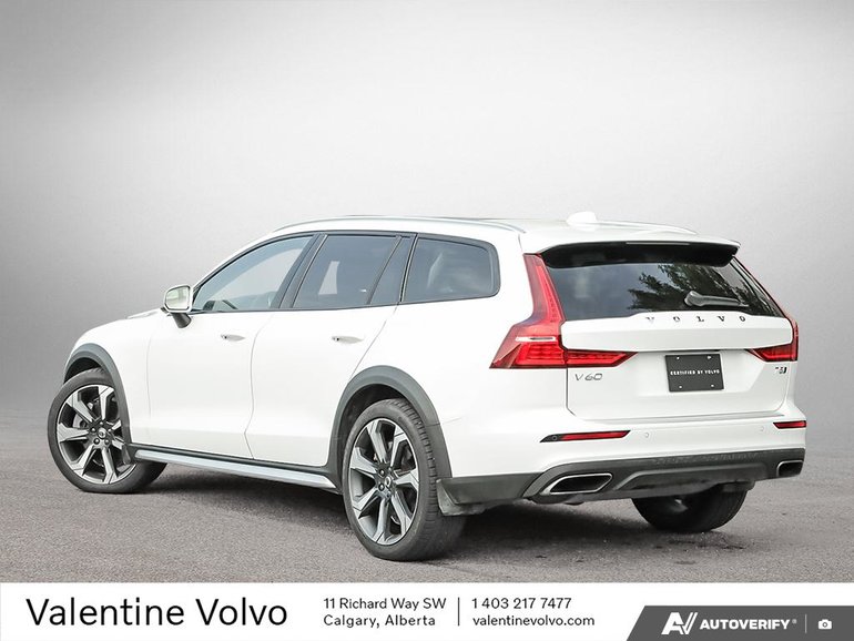 2022 Volvo V60 Cross Country