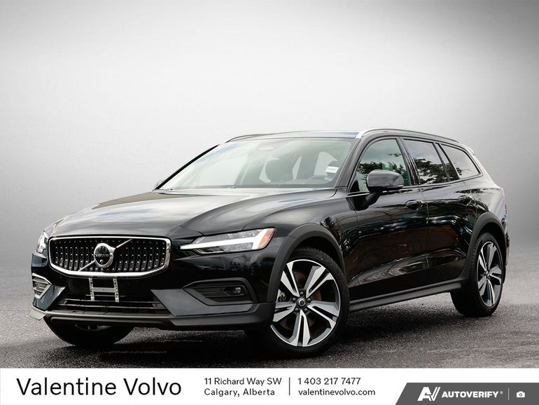 2025 Volvo V60 Cross Country