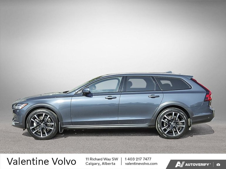 2025 Volvo V90 Cross Country