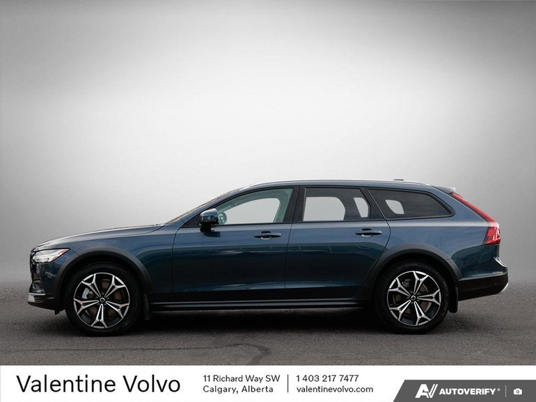 2025 Volvo V90 Cross Country