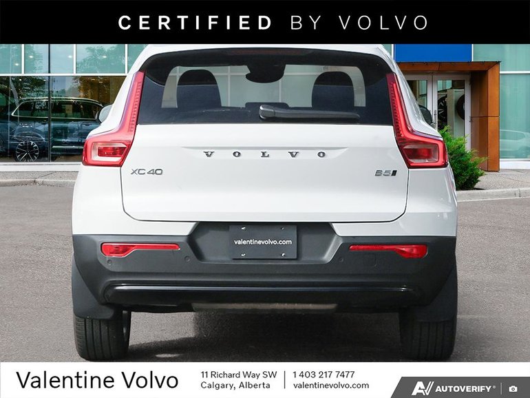 2025 Volvo XC40