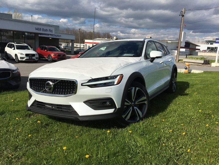 Volvo V60 Cross Country >> Mercedes Benz Kingston New 2019 Volvo V60 Cross Country T5 Volvo V60 Cross Country >> Mercedes Benz Kingston New 2019 Volvo V60 Cross Country T5