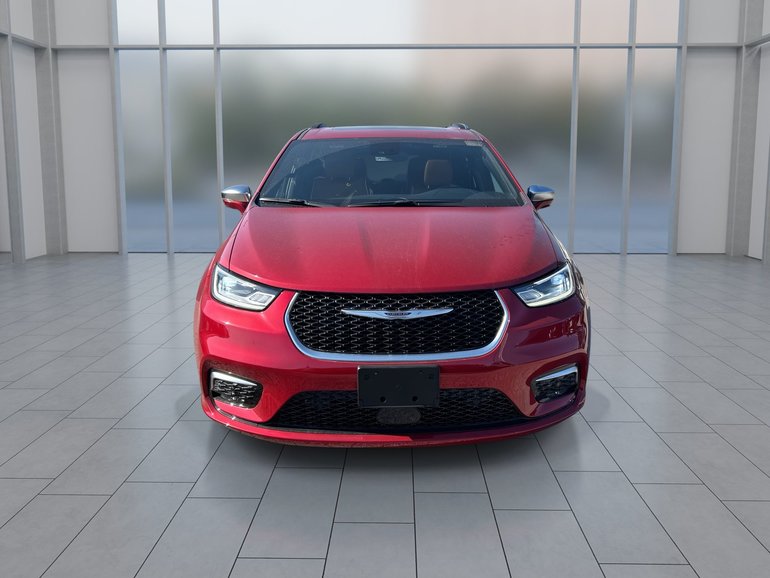 2024 Chrysler Pacifica Hybrid