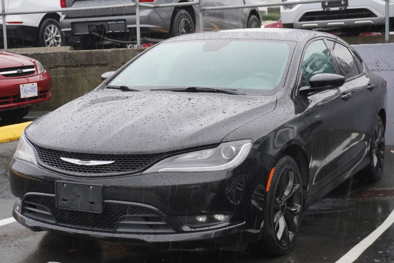 2015 Chrysler 200