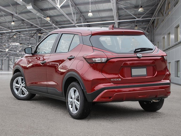 2025 Nissan Kicks Play