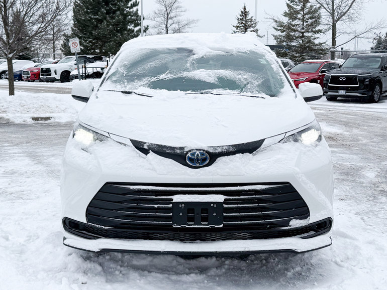 2025 Toyota Sienna
