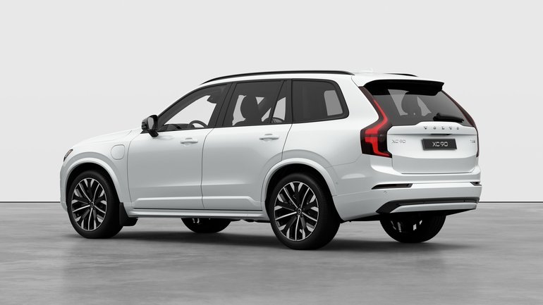 2026 Volvo XC90 Plug-In Hybrid