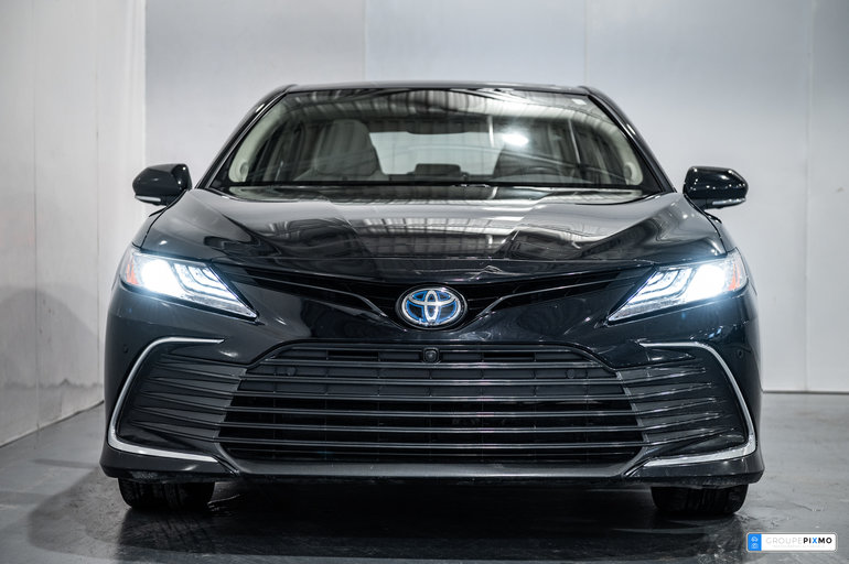 2022 Toyota Camry Hybrid