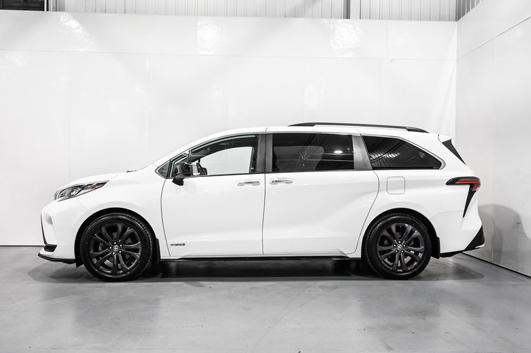 2021 Toyota Sienna Hybrid