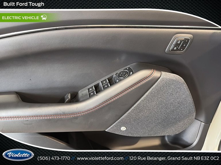 2025 Ford Mustang Mach-E