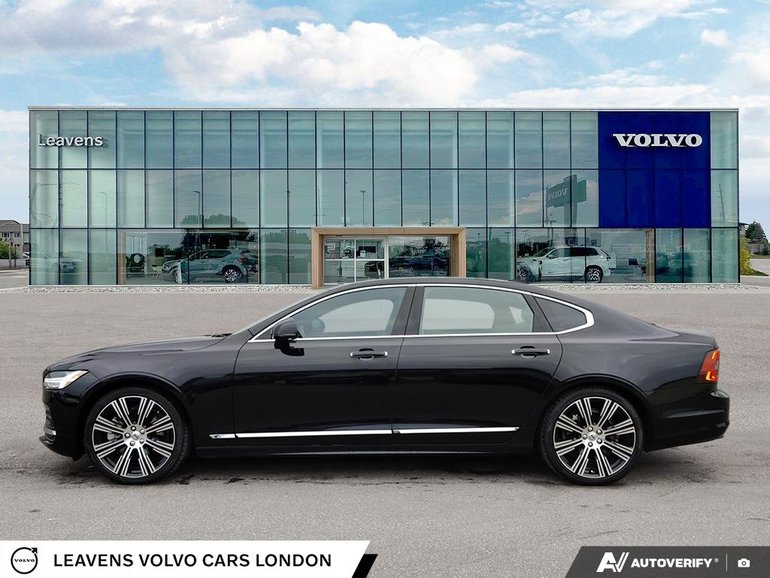 2022 Volvo S90