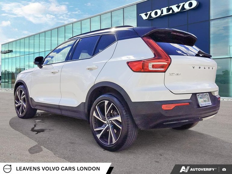 2022 Volvo XC40