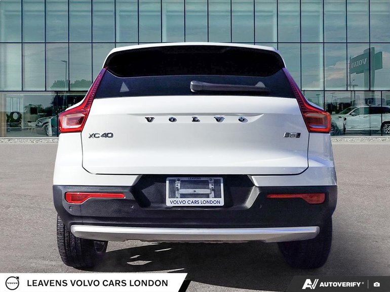2023 Volvo XC40