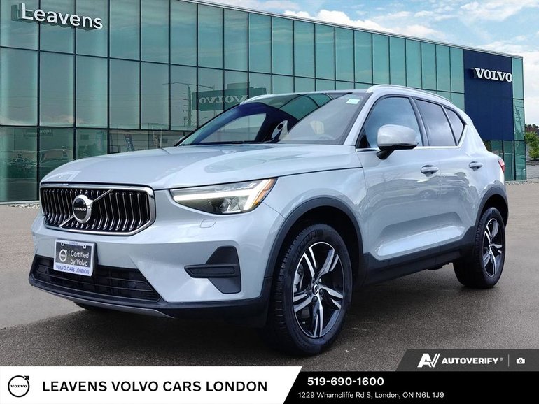 2025 Volvo XC40