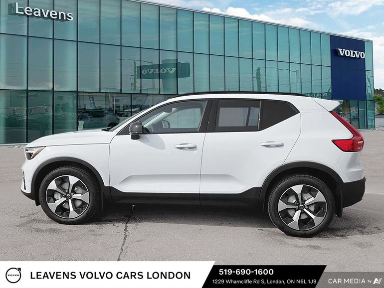 2026 Volvo XC40