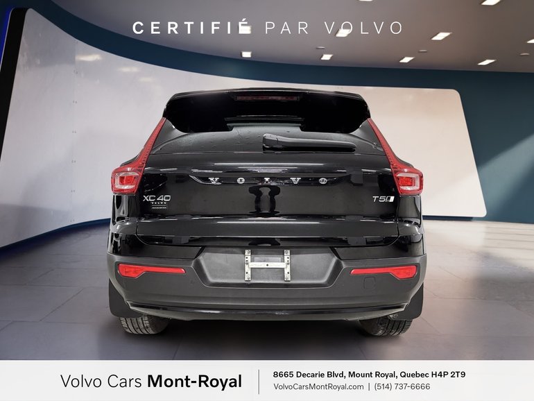 2022 Volvo XC40