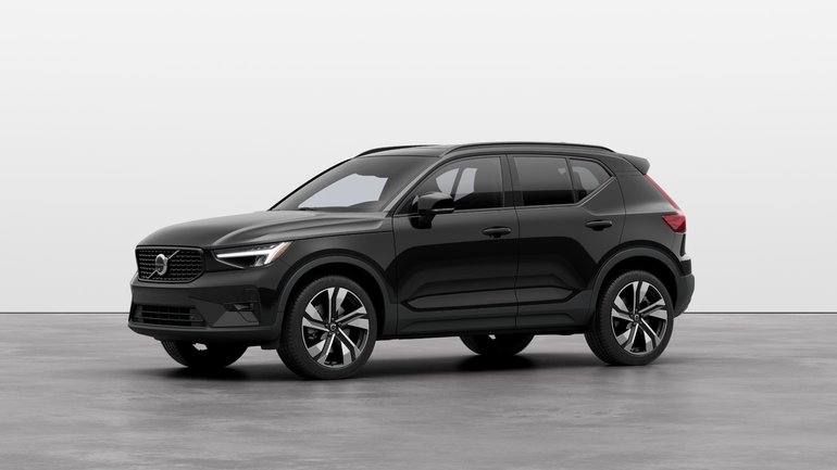 Volvo XC40 PLUS VERSION FONCÉE 2025