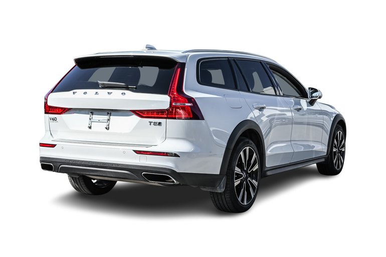 2021 Volvo V60 Cross Country