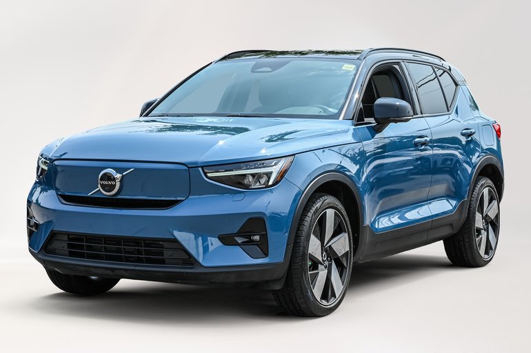 2023 Volvo XC40