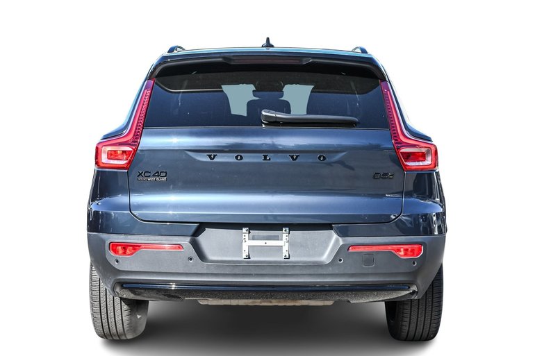 2026 Volvo XC40