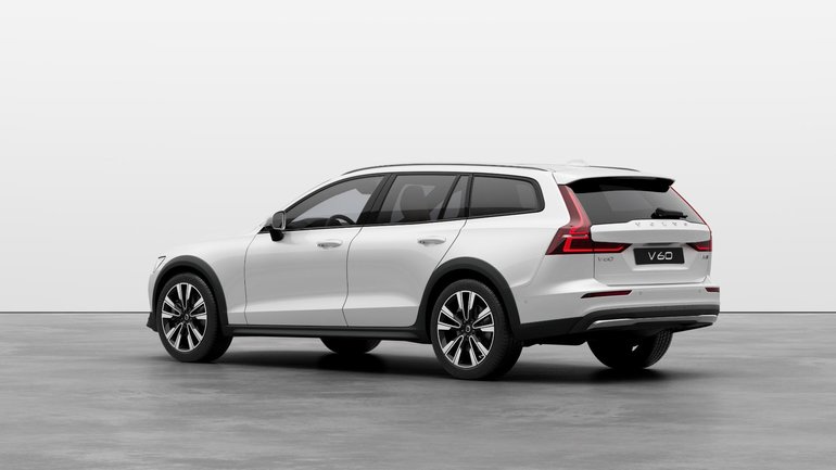 2026 Volvo V60 Cross Country
