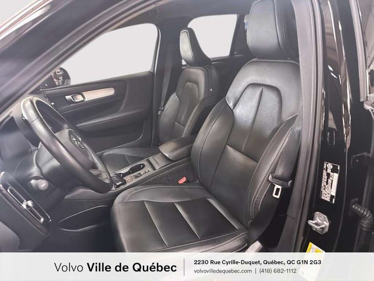 2020 Volvo XC40