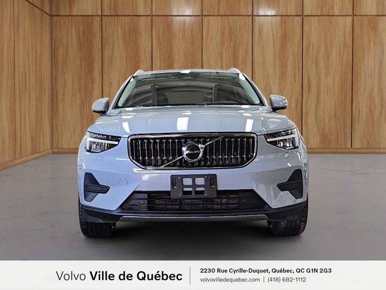 2025 Volvo XC40