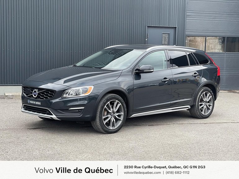 2017 Volvo V60 Cross Country T5 AWD Premier - Bliss - Climat - Xénon - Tech