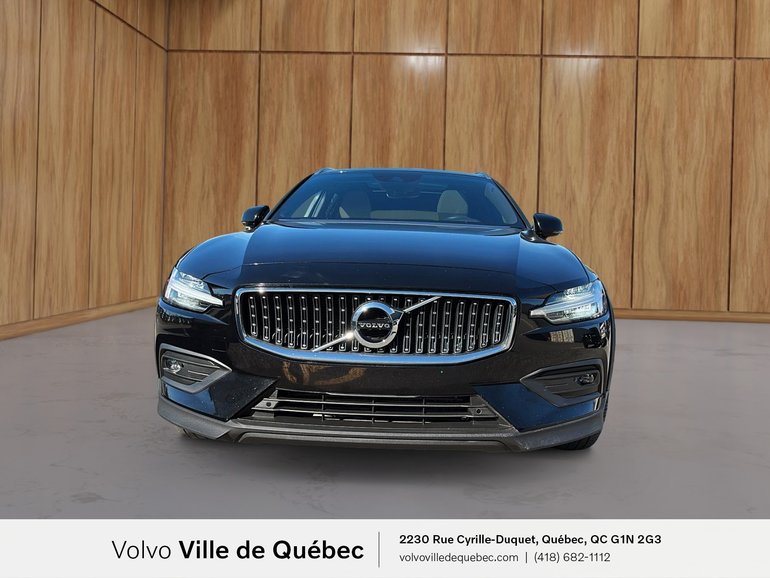 2021 Volvo V60 Cross Country