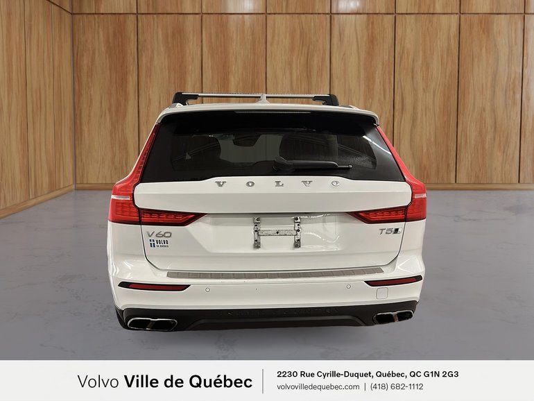 2021 Volvo V60 Cross Country