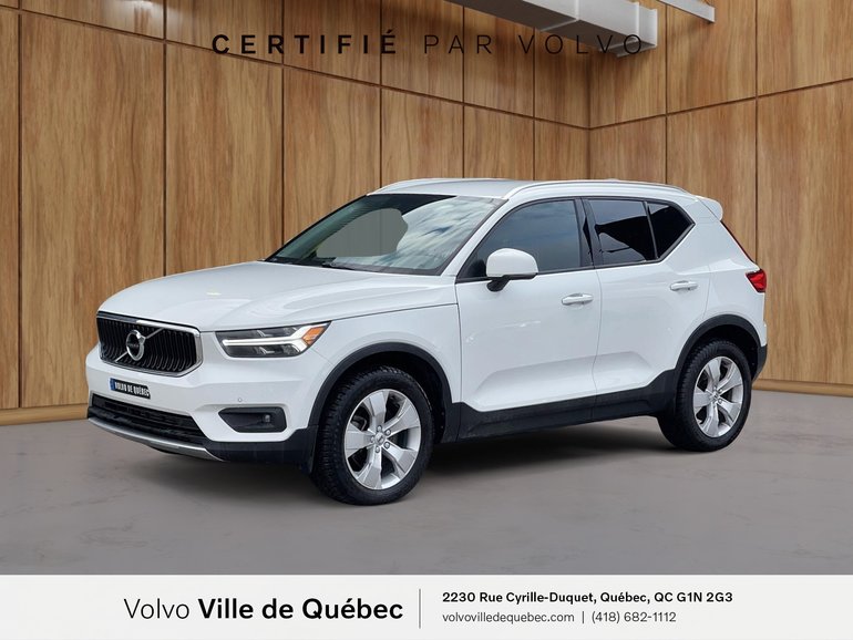 2021 Volvo XC40 T5 AWD Momentum