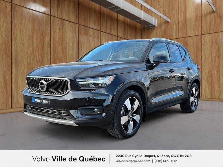 2021 Volvo XC40 Momentum