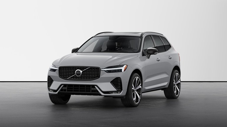 Volvo XC60 ULTRA DARK THEME 2025