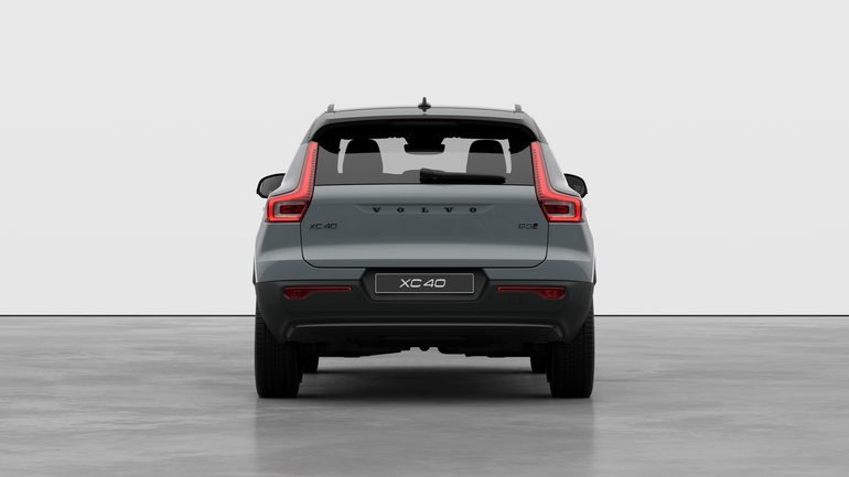 2026 Volvo XC40