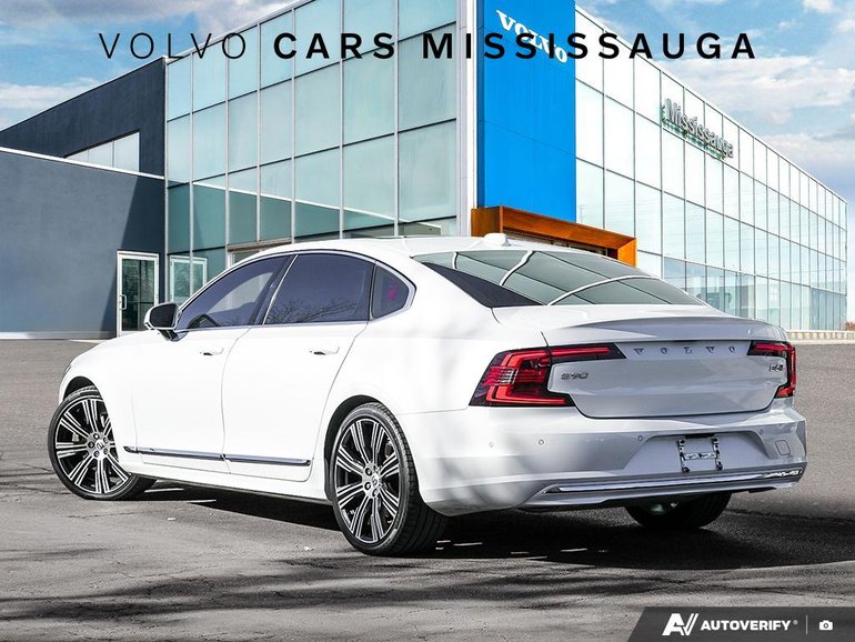 2023 Volvo S90