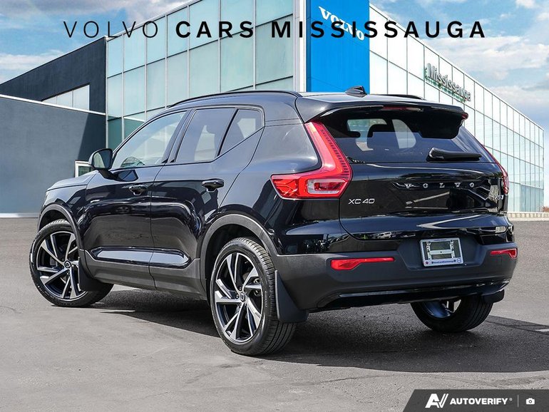 2022 Volvo XC40