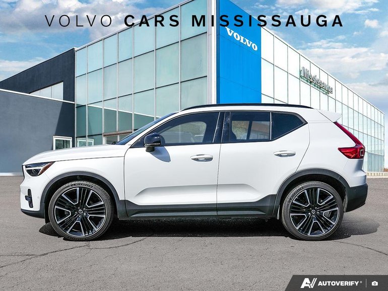 2023 Volvo XC40